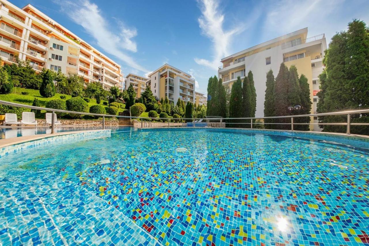 Sea View Panoramic Apartments, Fort Noks Crown Club Sveti Vlas Buitenkant foto