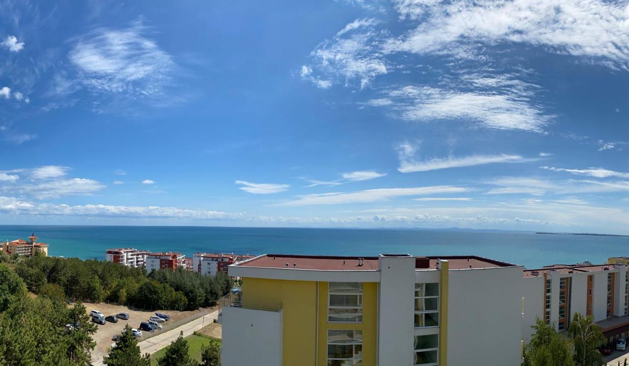 Sea View Panoramic Apartments, Fort Noks Crown Club Sveti Vlas Buitenkant foto