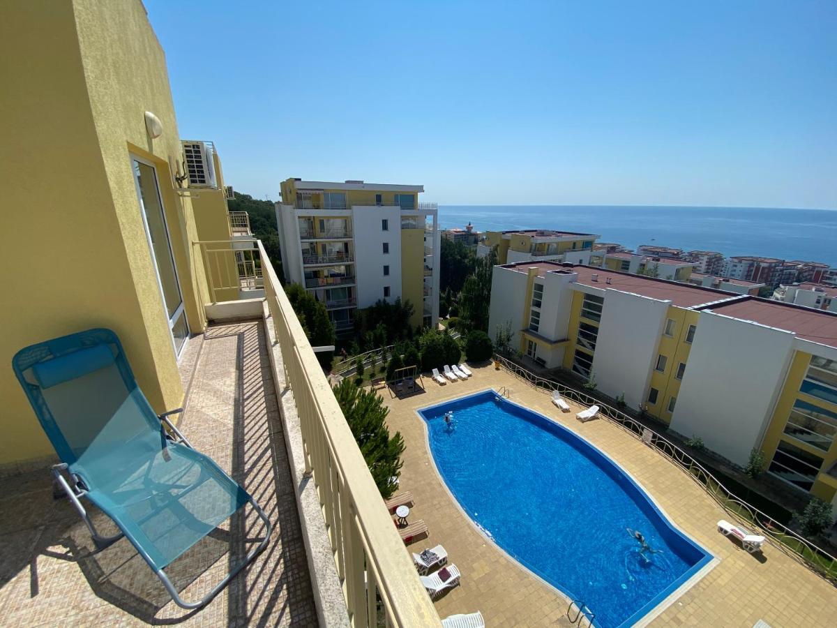 Sea View Panoramic Apartments, Fort Noks Crown Club Sveti Vlas Buitenkant foto
