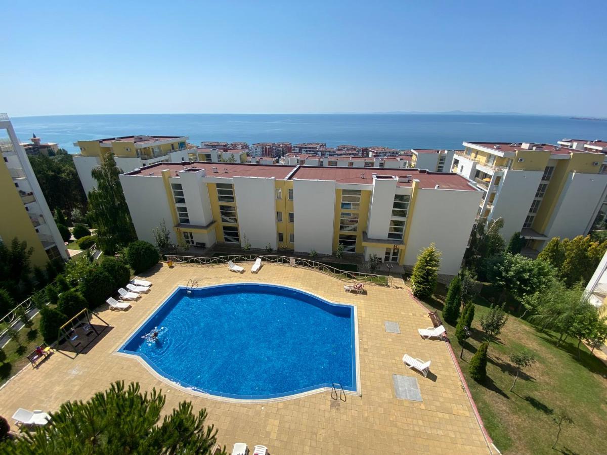 Sea View Panoramic Apartments, Fort Noks Crown Club Sveti Vlas Buitenkant foto
