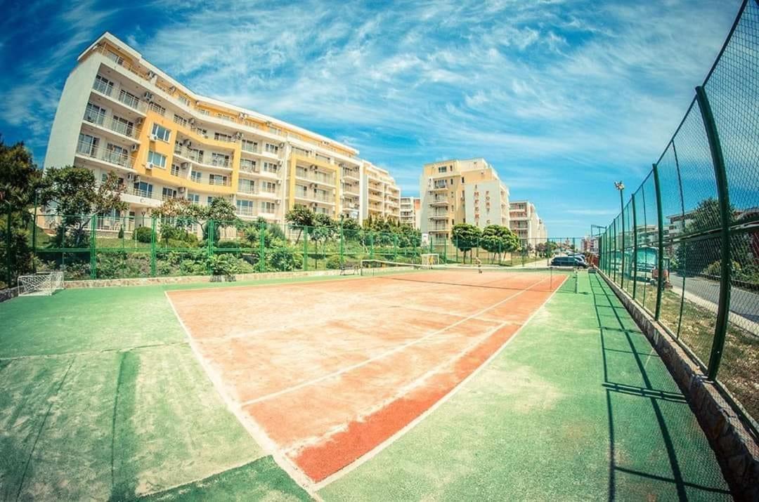Sea View Panoramic Apartments, Fort Noks Crown Club Sveti Vlas Buitenkant foto