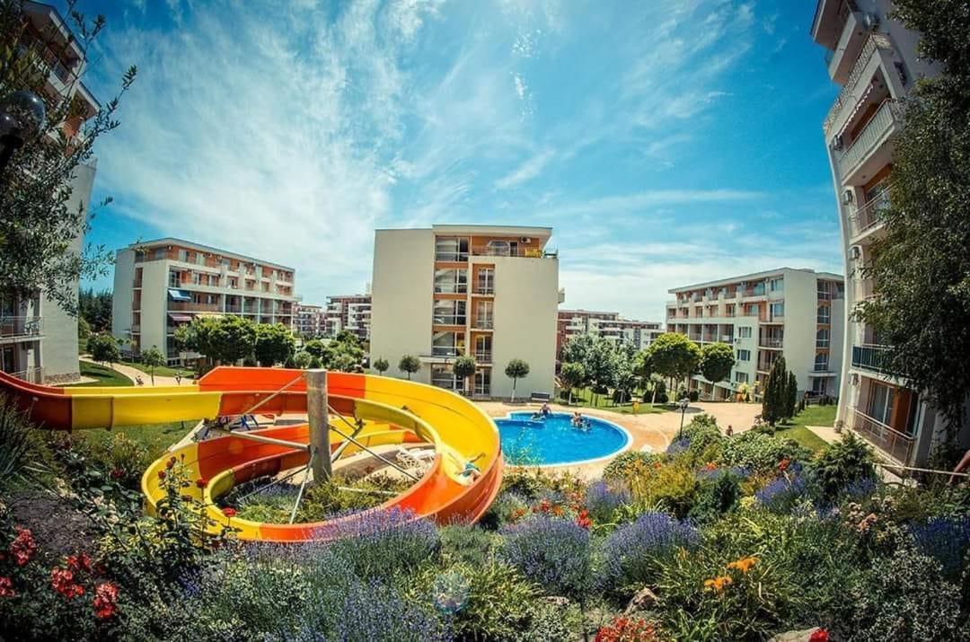 Sea View Panoramic Apartments, Fort Noks Crown Club Sveti Vlas Buitenkant foto